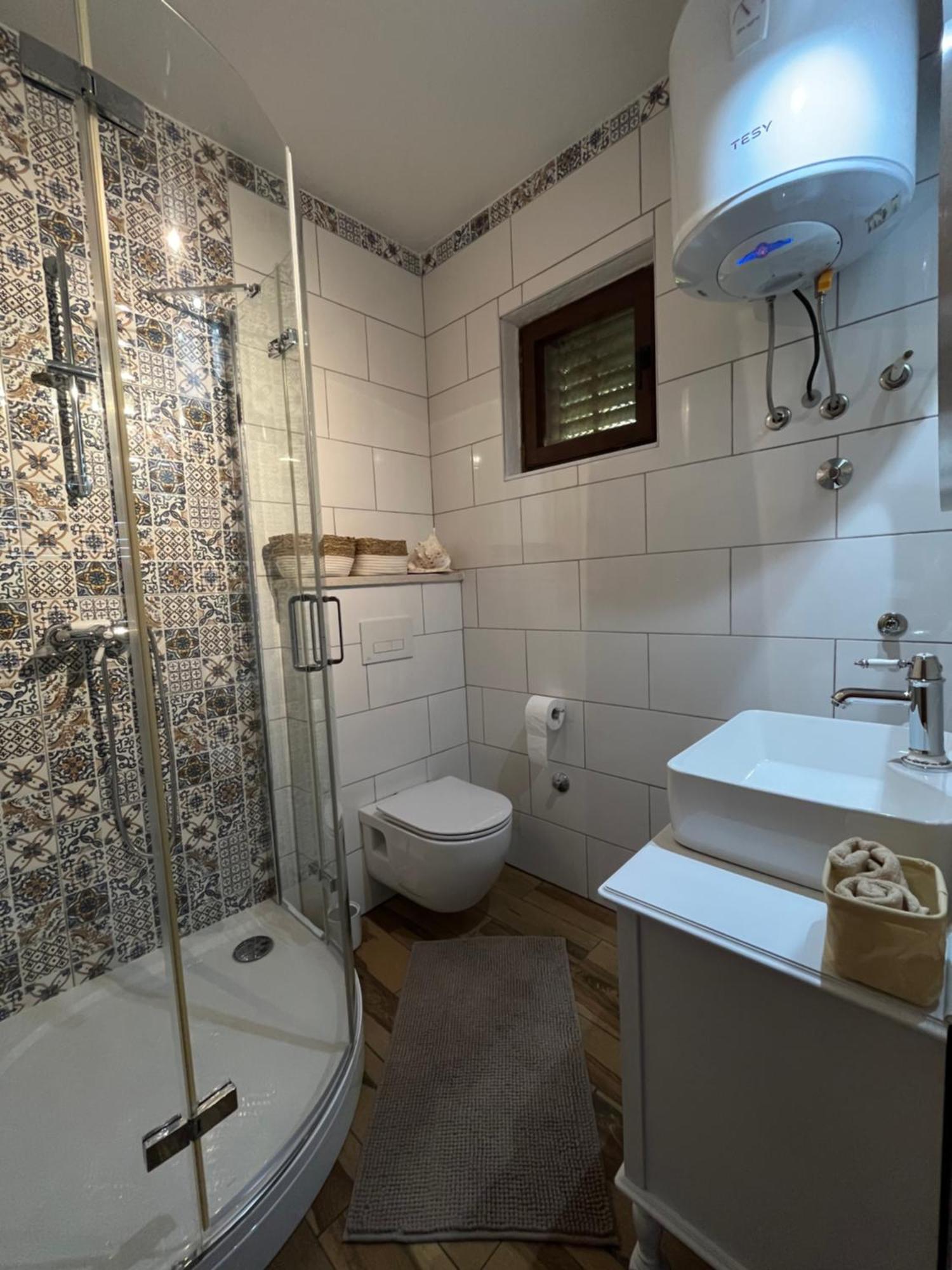 Seashell Apartment Vrsar Extérieur photo